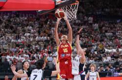 九游娱乐平台 -cba常规赛后个别球迷在马路上呼喊不当言论